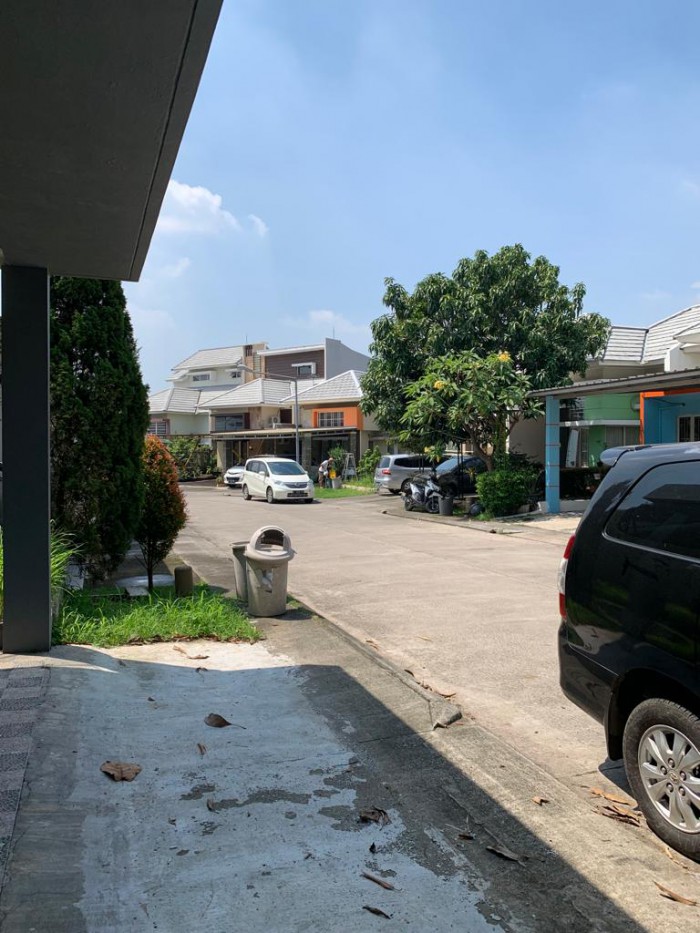 Rumah dijual di cluster Ivory Lippo Cikarang